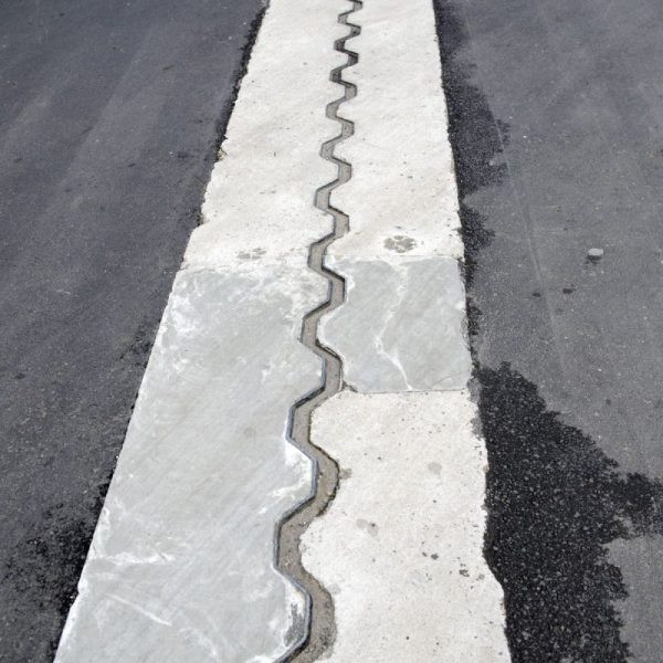 Pourable Expansion joint filler